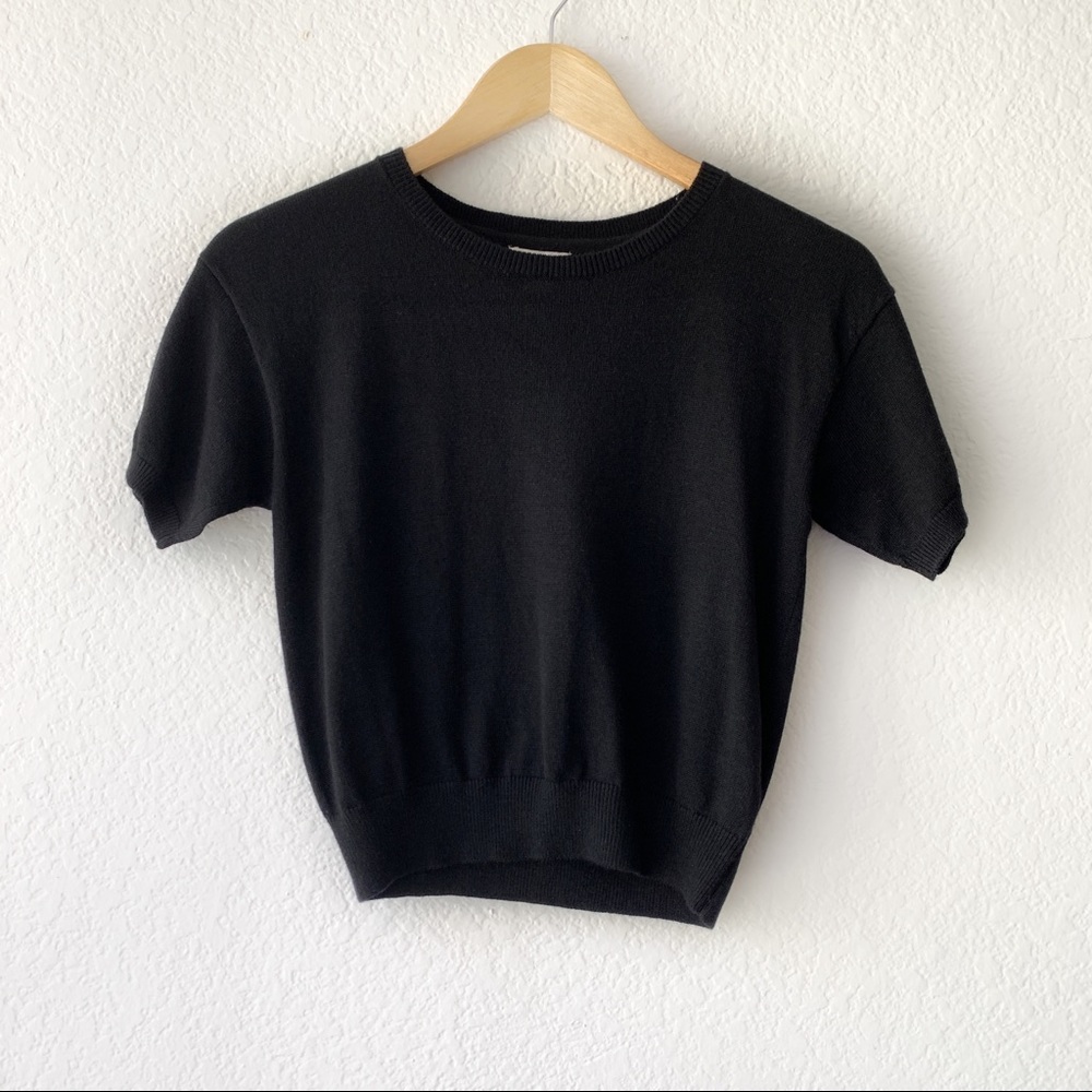 Forever 21 Black Crew Neck Knit Crop Top